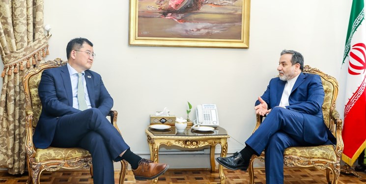 عراقچی: مرتبط کردن منابع ارزی بلوکه شده ایران در کره با مذاکرات برجام غیرقابل قبول است