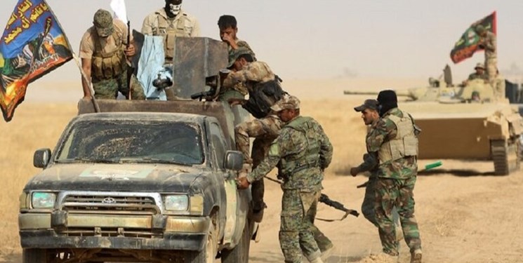 الحشد الشعبی یک انبار سلاح و مهمات داعش را در شرق سامراء کشف و ضبط کرد