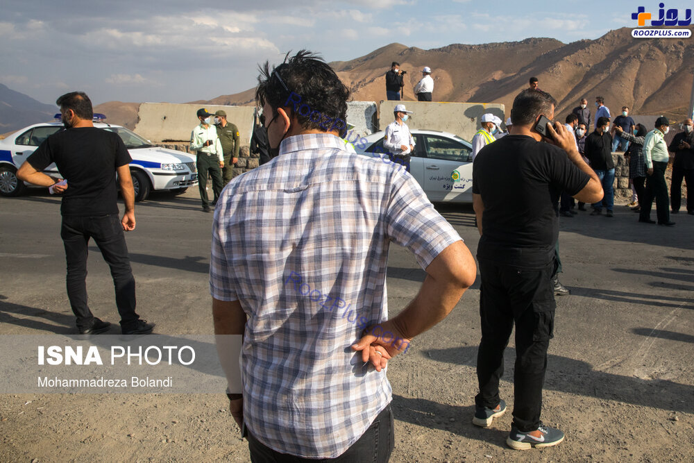 هموطنانی که در ورودی جاده هراز منتظرند پلیس برود! +عکس