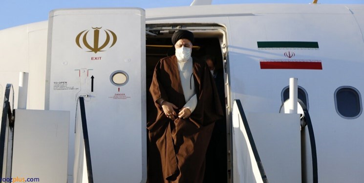 رئیس جمهور وارد فرودگاه کنارک شد/ جمعی از اعضای کابینه سیزدهم همسفر رییس جمهوری شدند