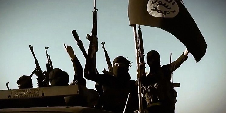 فرمانده الحشد الشعبی: تروریست‌های داعش به سلاح‌های پیشرفته مجهز شده‌اند