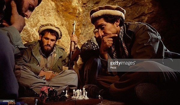 قهرمان ملی افغانستان؛ از پاسخ رندانه به نماینده کاخ سفید تا انس با حاج قاسم