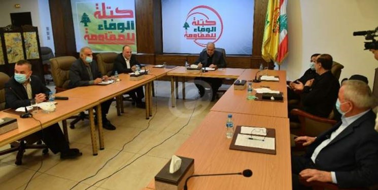فراکسیون مقاومت لبنان: کشتی‌های ایرانی، چهره تحریم کنندگان لبنان را بر ملا کردند