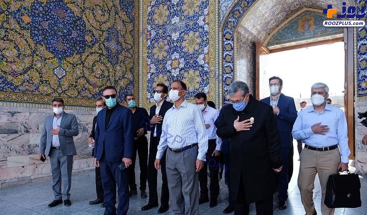 تشرف فرمانده نیروی دریایی ارتش پاکستان به حرم مطهر رضوی +تصاویر