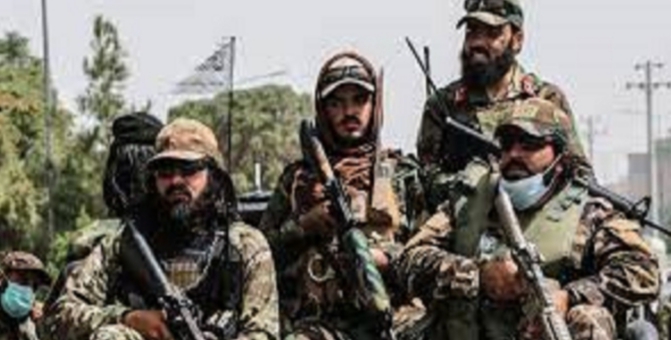 فرمانده روس: آمریکا در حال انتقال نیرو‌ها داعش به افغانستان است