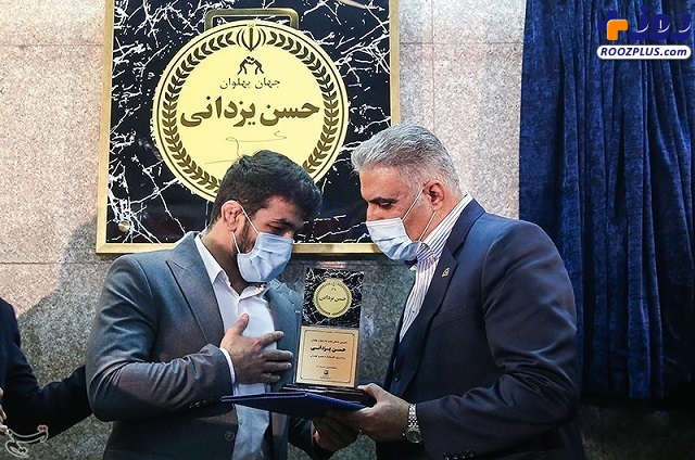 رونمایی از اولین دیوار افتخار متروی تهران +تصاویر