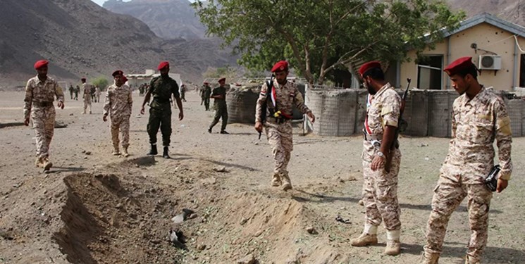 بررسی شرایط حاکم بر جبهه مأرب؛ عناصر ائتلاف سعودی دچار فروپاشی روانی شده‌اند
