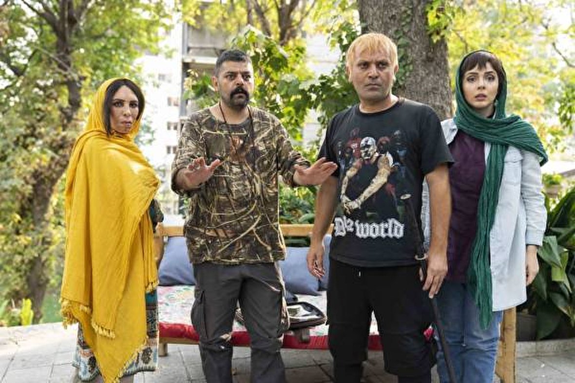 سیاه باز؛ یک بازی سیاه