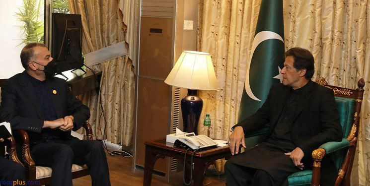 تأکید امیرعبداللهیان بر نقش سازمان همکاری اسلامی در کمک به حل مشکلات جهان اسلام از جمله افغانستان و فلسطین/ امیرعبداللهیان با عمران خان دیدار کرد