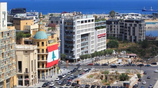 معترضان لبنانی خیابان‌های بیروت را مسدود کردند