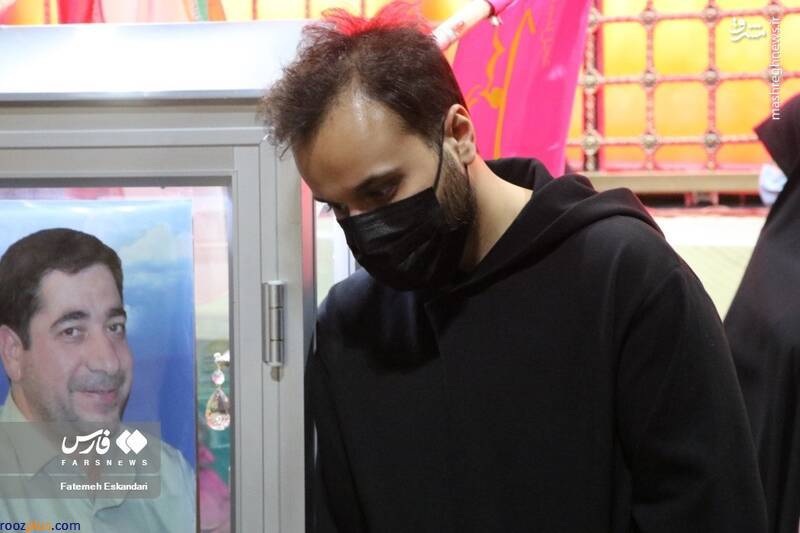 فرزندان حاج قاسم در گلزار شهدای کرمان/ عکس