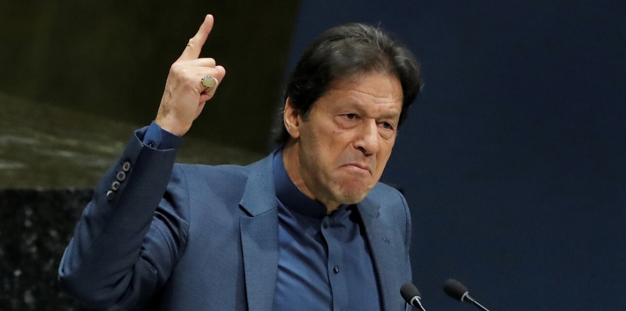 عمران خان: تلاش برای رای عدم اعتماد به من، یک توطئه خارجی است / نامه تهدیدآمیزی از یک کشور‌ غربی دریافت کرده‌ایم / تسلیم نمی‌شوم