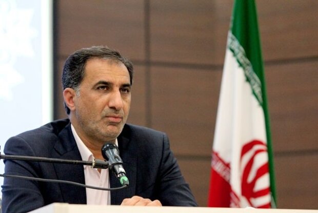 دانش‌آموزان به دلیل شرایط سنی و ضعف ناشی از روزه در معرض خطر بیشتری هستند/ در ماه رمضان و با توجه به بالارفتن آمار مبتلایان نیاز به بازگشایی مدارس نبود/ با تذکر به وزیر بهداشت موضوع را در مجلس پیگیری می‌کنیم