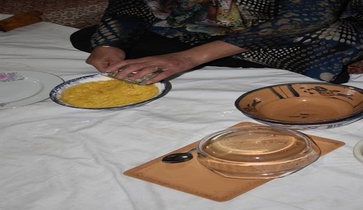 شیرینی ۱۰۰ ساله که هنوز پیچ می‌خورد