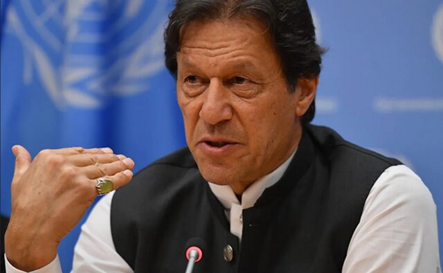 واکنش عمران خان به انتخاب شهباز شریف به عنوان نخست وزیر: خواستار برگزاری انتخابات فوری هستیم