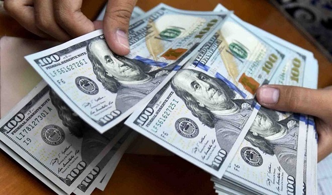 قیمت دلار در بازار آزاد در حال خلق رکوردهای عجیب و غریب است/ دلار توافقی 36 هزار تومان