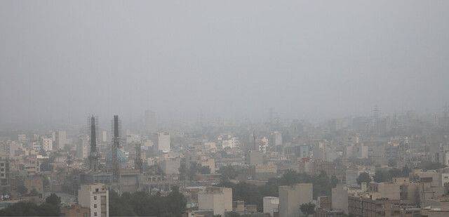 آلودگی هوای پایتخت در ۲۱ ایستگاه/ ۸ ایستگاه در وضعیت «قرمز»