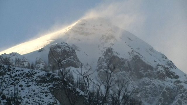 ادامه بارش‌ها و کاهش دما در نقاطی از کشور
