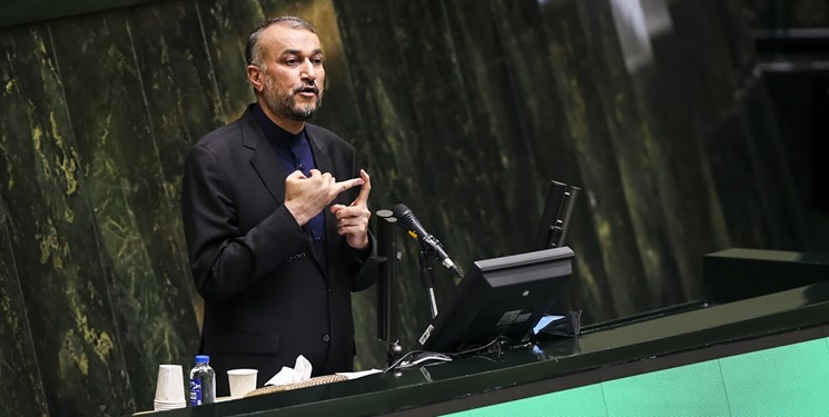 وزیر امور خارجه به مجلس می‌رود