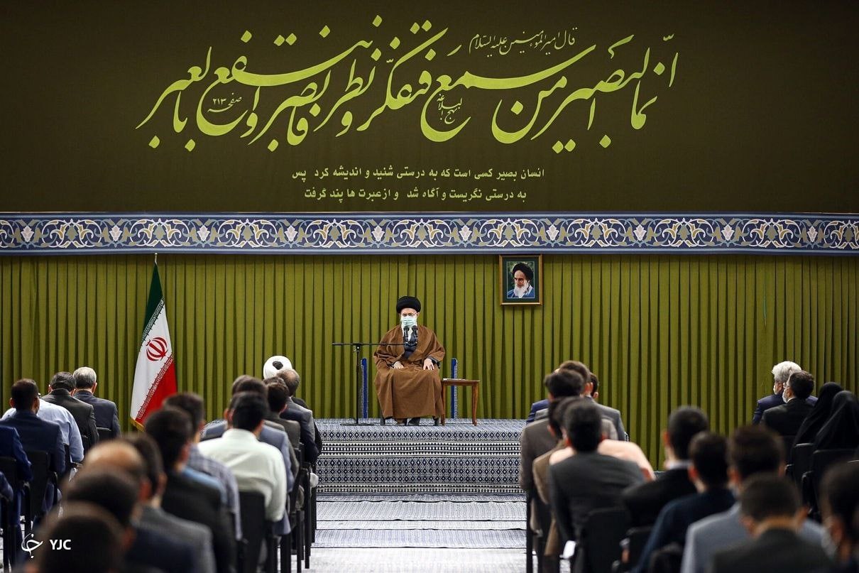 امروز جهان در آستانه یک نظم جدید است/ آمریکا در همه چیز از بیست سال قبل ضعیف‌تر شده است