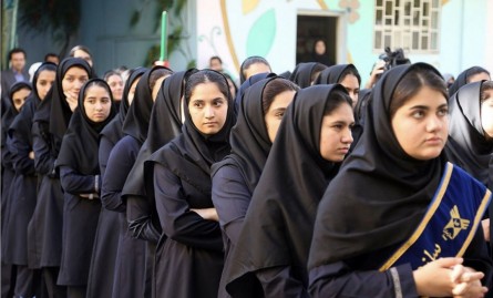 بگذارید دختران، ابراز وجود کنند