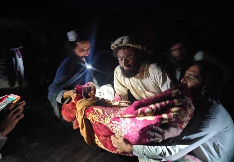 زلزله شدید در افغانستان ۹۵۰ کشته و بیش از ۶۰۰ زخمی به‌جا گذاشت