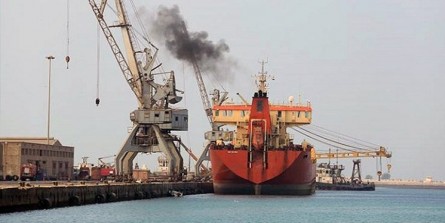 نقض توافق آتش‌بس یمن در اولین روز با توقیف یک کشتی