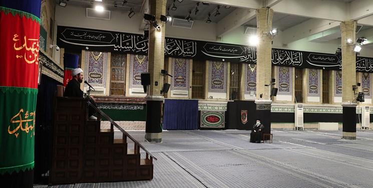 دومین شب مراسم عزاداری امام حسین(ع) با حضور رهبر انقلاب