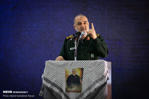 سرلشکر سلامی:کرانه باختری در حال مسلح شدن است/ نقطه امنی برای رژیم صهیونیستی وجود نداردسلامی
