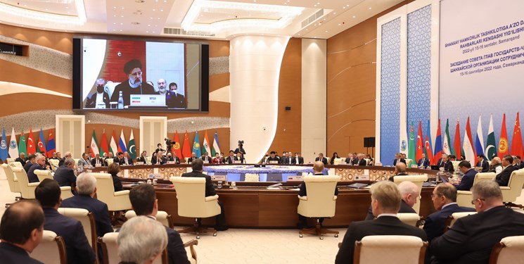 رئیسی: یکجانبه‌گرایی آمریکا، به دنبال عقب نگه‌داشتن کشورها از مسیر توسعه مستقل خود است