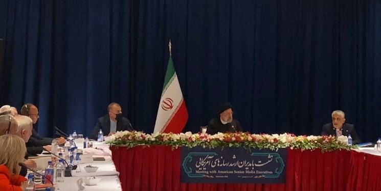 رئیسی: مذاکره توأم با تحریم از شگفتی‌های رفتار غرب است