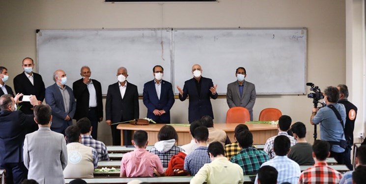 وزیر علوم عضو هیأت علمی وابسته دانشگاه تهران شد