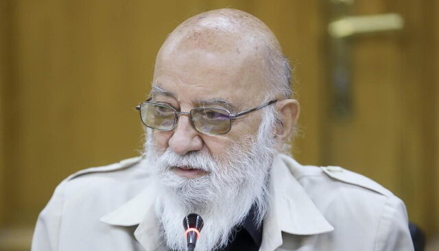 رئیس شورای شهر تهران:رانندگان اتوبوس نباید وجه نقد از مسافران دریافت کنند