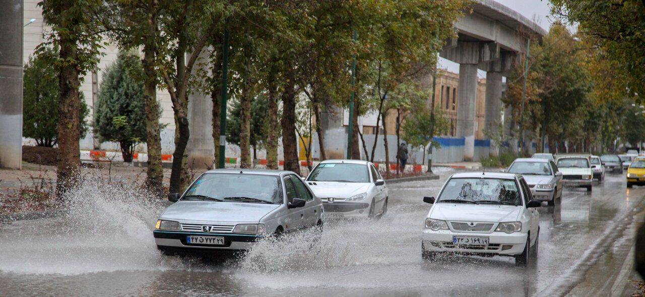 تگرگ، باران و آبگرفتگی در راه است/ تهرانی ها مراقب لغزندگی معابر و جاده ها باشند