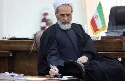 آیت الله اعرافی: عمامه کفن روحانیت است/ هزاران آرمان علی‌وردی در حال تحصیل هستند