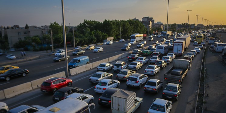 گره‌های ترافیکی آزادراه تهران-کرج قزوین یکی پس از دیگری باز می‌شوند