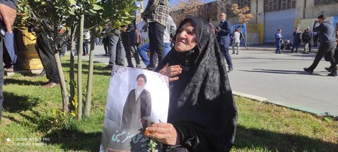 آنجه رسانه های ضد ایرانی نشان نمی‌دهند/ تشییع با شکوه پیکر امام جمعه سابق یاسوج/ احترام ویژه‌ی مردم به روحانیت