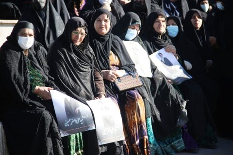 آنجه رسانه های ضد ایرانی نشان نمی‌دهند/ تشییع با شکوه پیکر امام جمعه سابق یاسوج/ احترام ویژه‌ی مردم به روحانیت