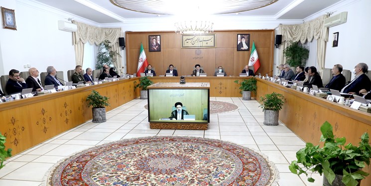 رئیسی: برخورد قاطع دستگاه‌های مسئول با آشوبگران به فوریت انجام شود
