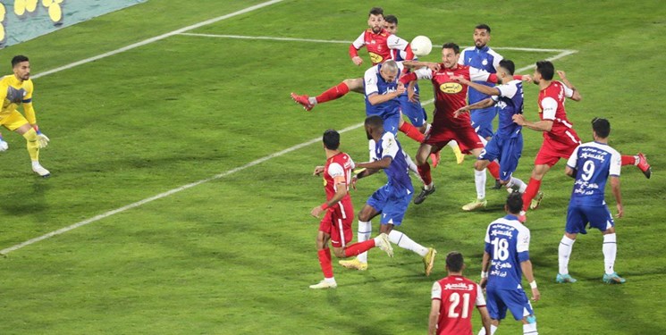 فرار پرسپولیس از شکست مقابل استقلال/ تساوی سرخابی ها در نود و نهمین دربی پایتخت