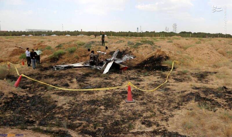 عکس/ سقوط هواپیمای آموزشی در کرج