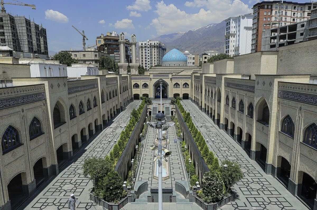 صدیقی شخصا سند انتقال باغ را امضا کرده است اما نمی دانست دارد به خود و پسرانش منتقل می کند/ فرآیند بازگشت مالکیت زمین در حال انجام است صدیقی شخصا سند انتقال باغ را امضا کرده است اما نمی دانست دارد به خود و پسرانش منتقل می کند/ فرآیند بازگشت مالکیت زمین در حال انجام است