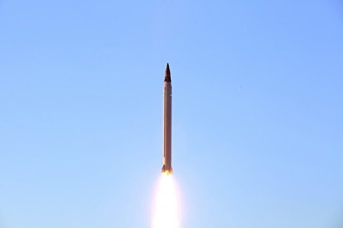موشک بالستیکی که گفته می شود پایگاه هوایی نواتیم در اسرائیل را هدف قرار داد/ درباره موشک ایرانی عماد چه می دانیم؟