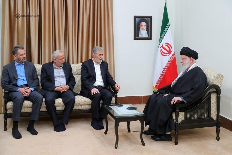 ایستادگی مردم غزه و فلسطین و ناکامیهای رژیم صهیونیستی در جنگ شش ماهه پدیدهای الهی است/ مردم غزه و نیروهای مقاومت بر استمرار ایستادگی تا پیروزی نهایی مصمم هستند ایستادگی مردم غزه و فلسطین و ناکامیهای رژیم صهیونیستی در جنگ شش ماهه پدیدهای الهی است/ مردم غزه و نیروهای مقاومت بر استمرار ایستادگی تا پیروزی نهایی مصمم هستند
