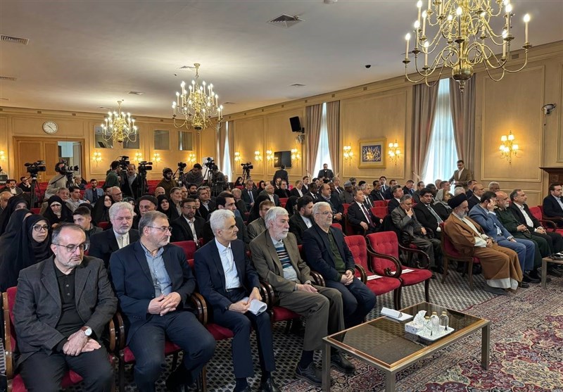 آغاز نشست گرامیداشت شهدای ترور آغاز نشست گرامیداشت شهدای ترور
