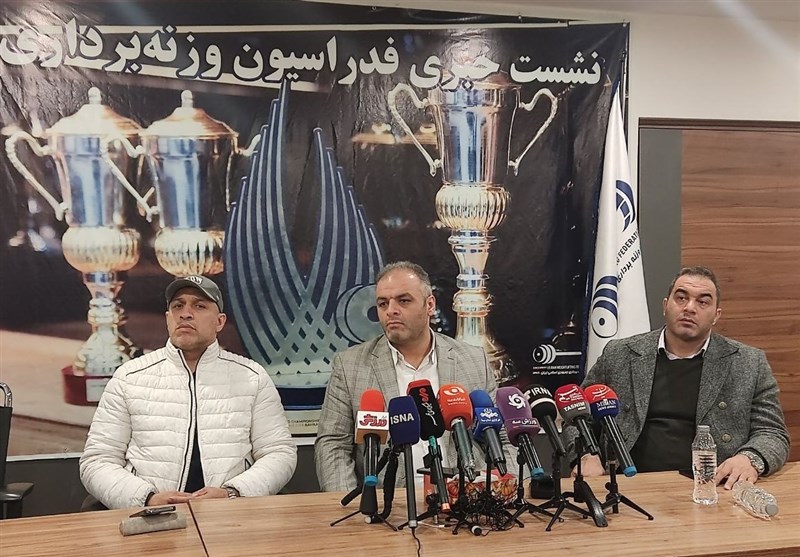 انوشیروانی: نزدیک به ۲۵ میلیارد تومان جریمه شدیم انوشیروانی: نزدیک به ۲۵ میلیارد تومان جریمه شدیم