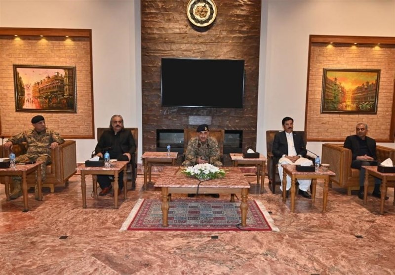 سران سیاسی پاکستان خواستار تعامل ارتش با حکومت طالبان شدند سران سیاسی پاکستان خواستار تعامل ارتش با حکومت طالبان شدند