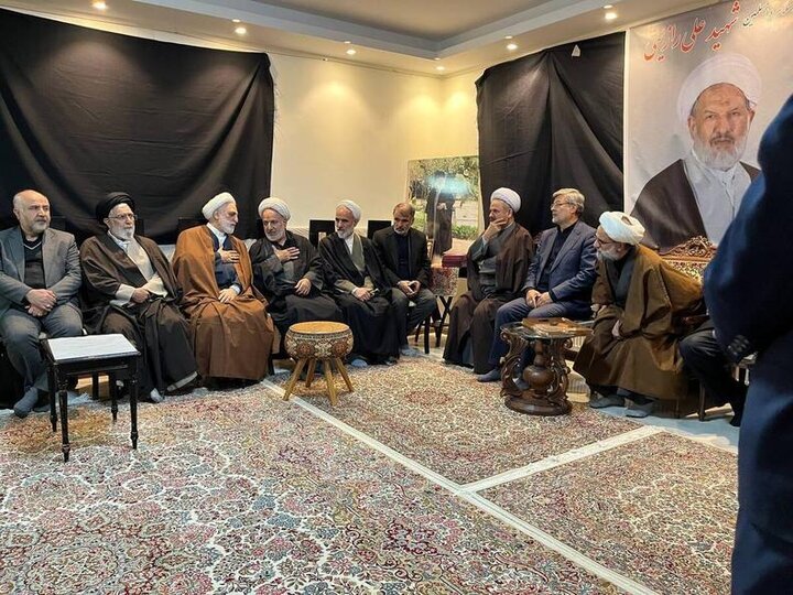 شهادت آقایان رازینی و مقیسه سند افتخار دستگاه قضایی است/ این شهادت ها عزم مجموعه عدلیه را برای عمل به وظایف قانونی و انقلابیاش، جزمتر میکند شهادت آقایان رازینی و مقیسه سند افتخار دستگاه قضایی است/ این شهادت ها عزم مجموعه عدلیه را برای عمل به وظایف قانونی و انقلابیاش، جزمتر میکند