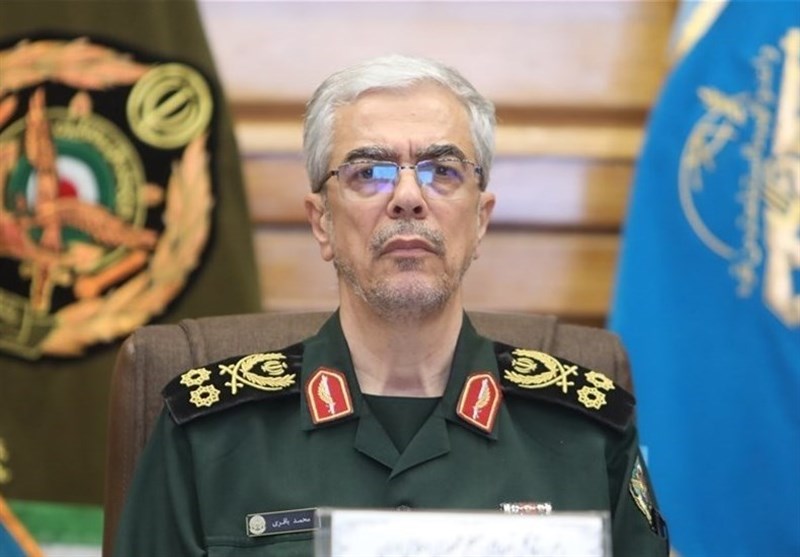 سرلشکر باقری وارد پاکستان شد سرلشکر باقری وارد پاکستان شد