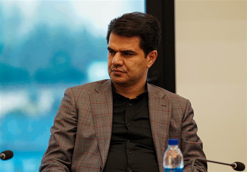 دیدار عزیزی با مدیرعامل شرکت توسعه ونگهداری اماکن ورزشی کشور دیدار عزیزی با مدیرعامل شرکت توسعه ونگهداری اماکن ورزشی کشور